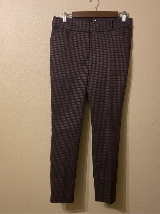 LOFT Pants - LOFT "Marisa" Skinny Violet Mist Petal Patternned Slim Ankle Pants Size 6